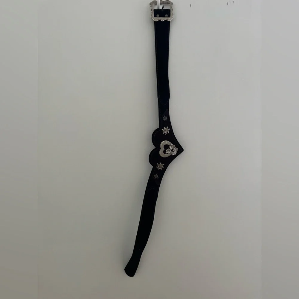 Unique Suede Belt with Silver Heart and Floral Detailing - Picture 3 of 4